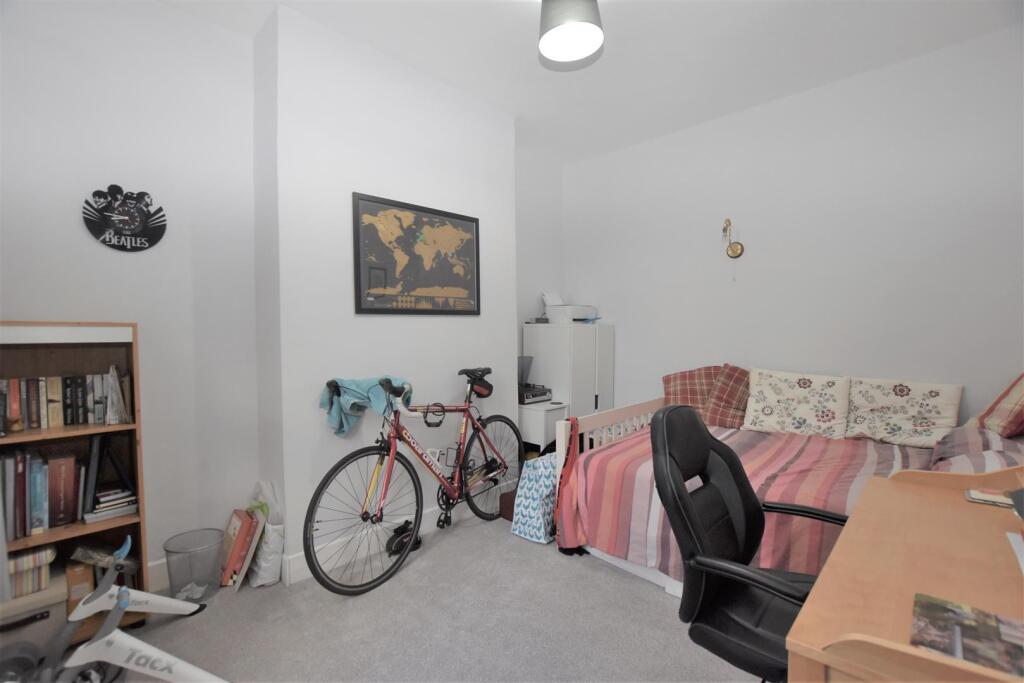 76 Westfield Rd (8).JPG