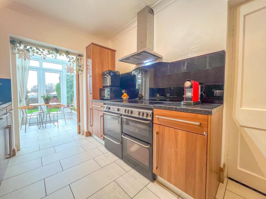 Briars Close - Image-15.jpg