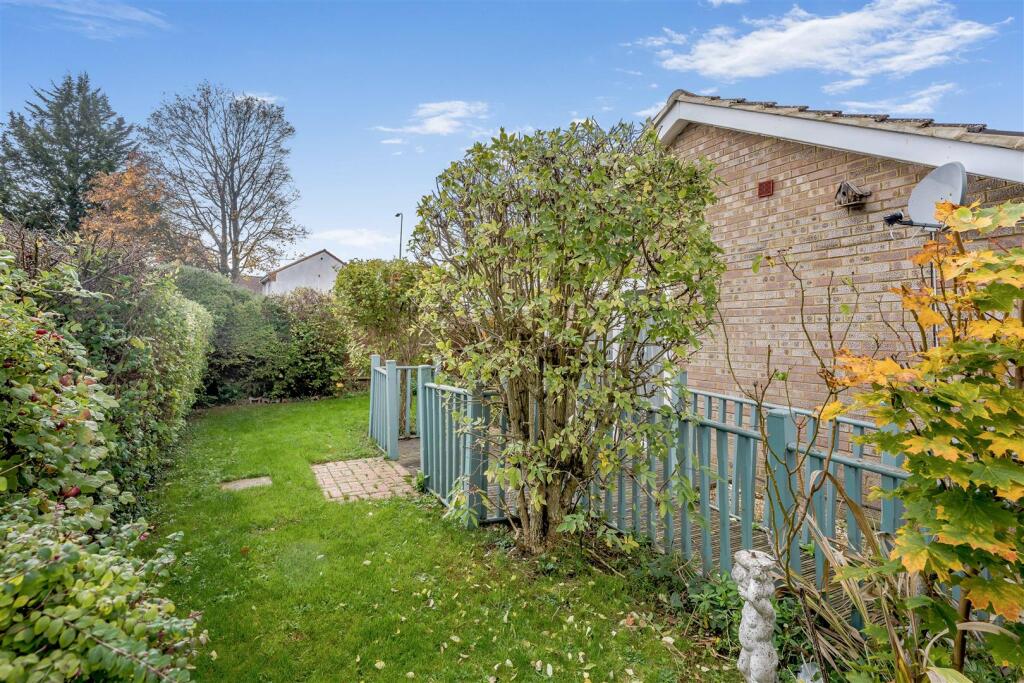 4 Hereford Way, Banbury-11.jpg