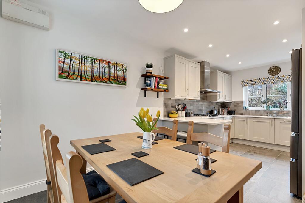 Kitchen / Diner