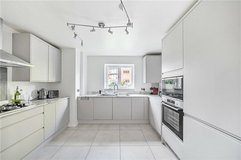 Davidson Frost-Wellings, DFW, Goodwood Close, Stan