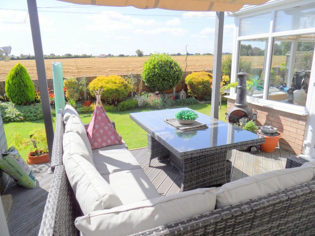 REAR GARDEN &amp; VIEW