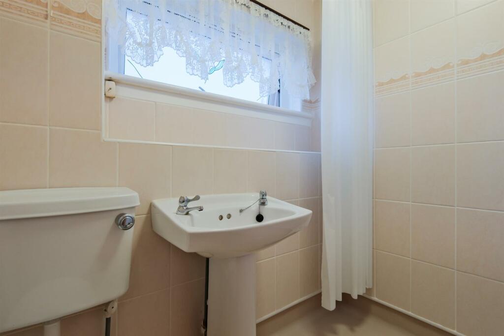 020-4 Nith Lane Newmains Wishaw, ML2 9EQ.jpg