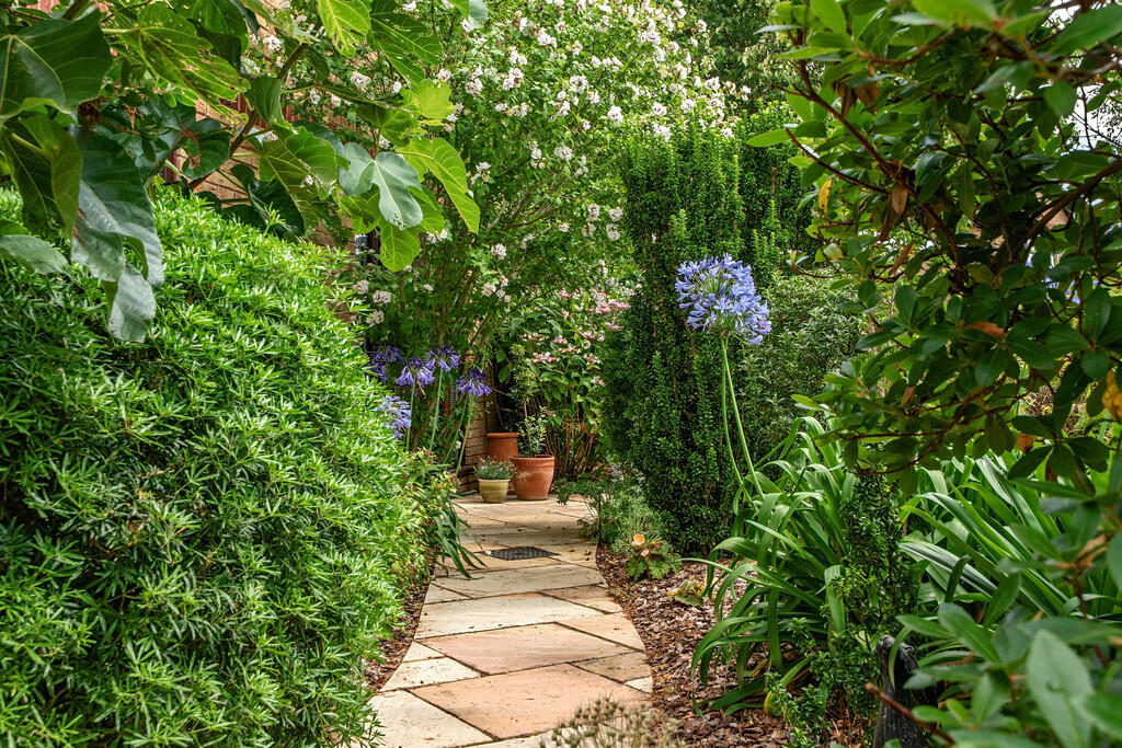 1328632-8-68839b4...