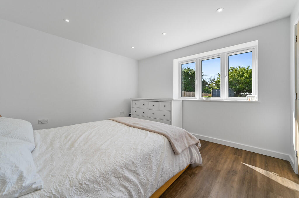 PT-FC(COL)-Hawtho...