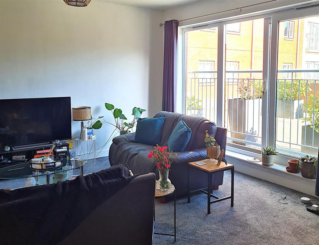 Living Space picture two.jpg