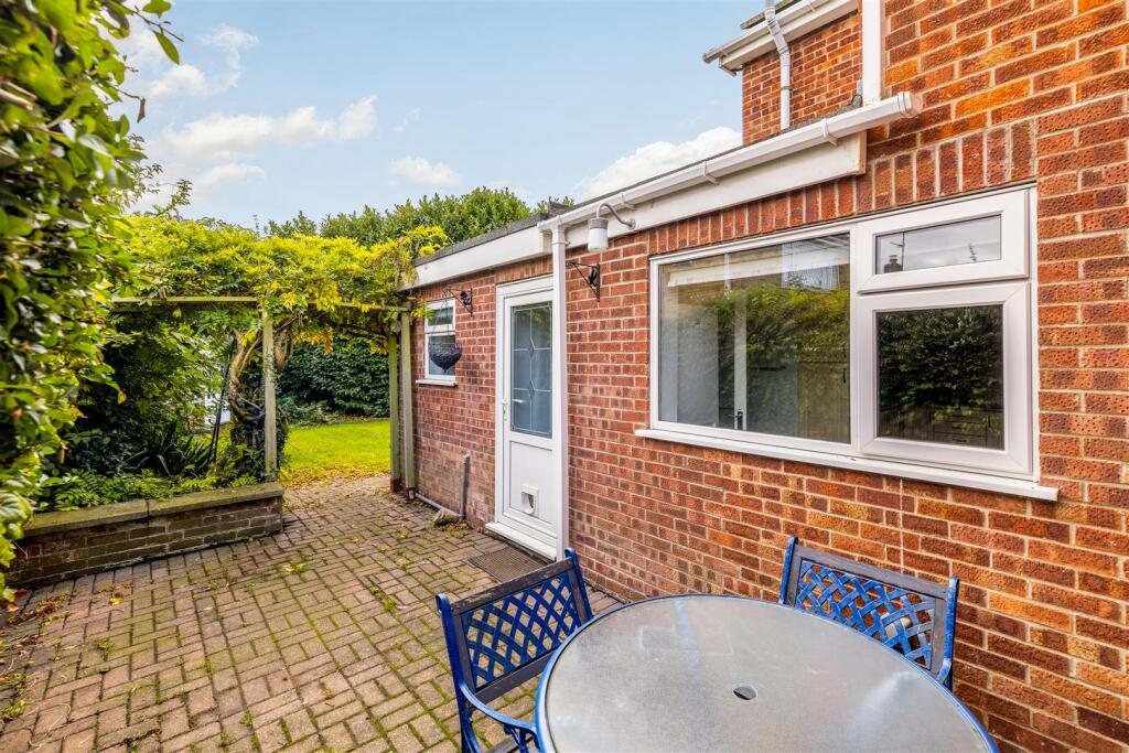 338 Cricklewood (Kirton End)-8.jpg