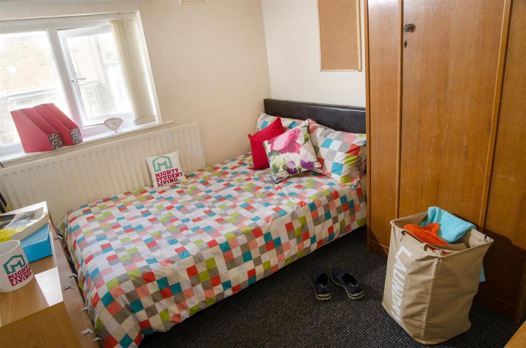 MSL 7victoriaav 04.jpg