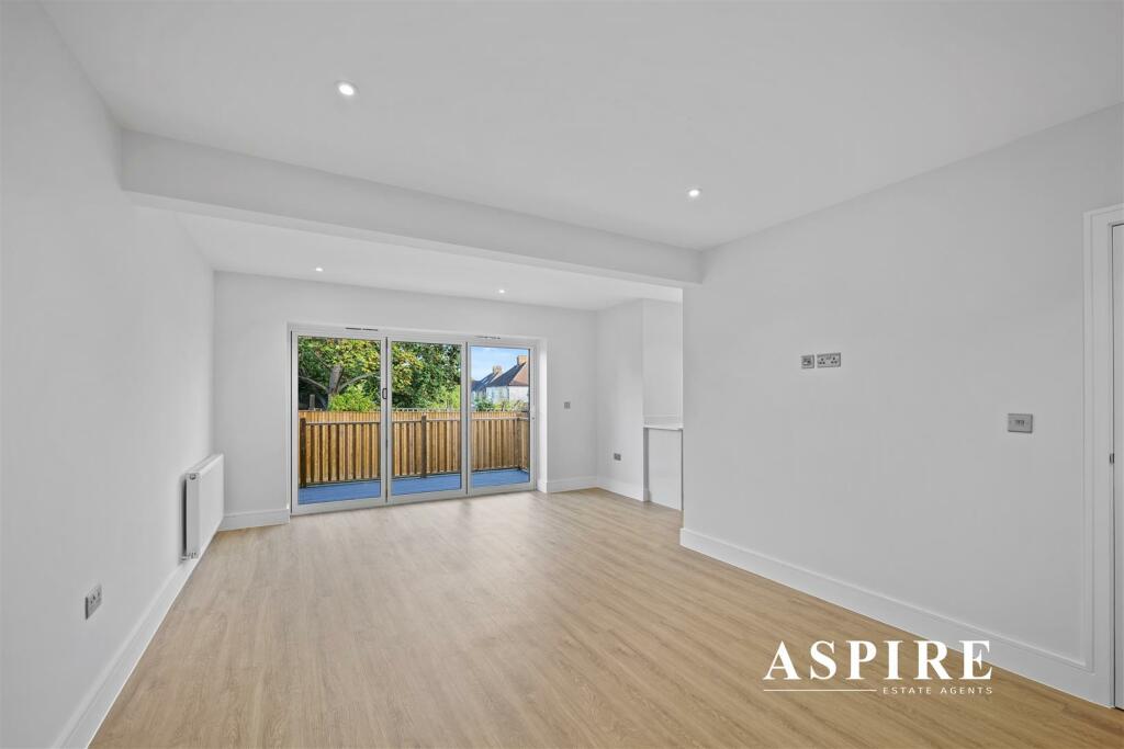 Aspire Estate Agents6.jpg