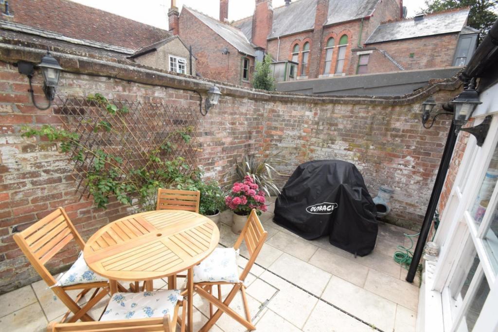 Courtyard Garden