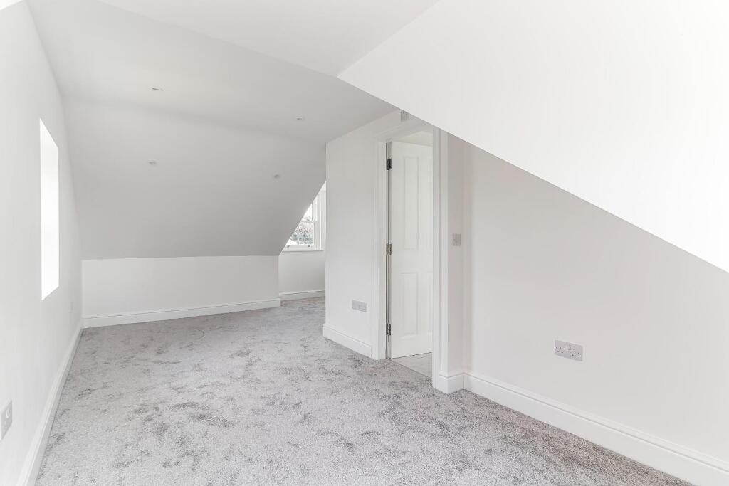 Master Bedroom - A.jpg