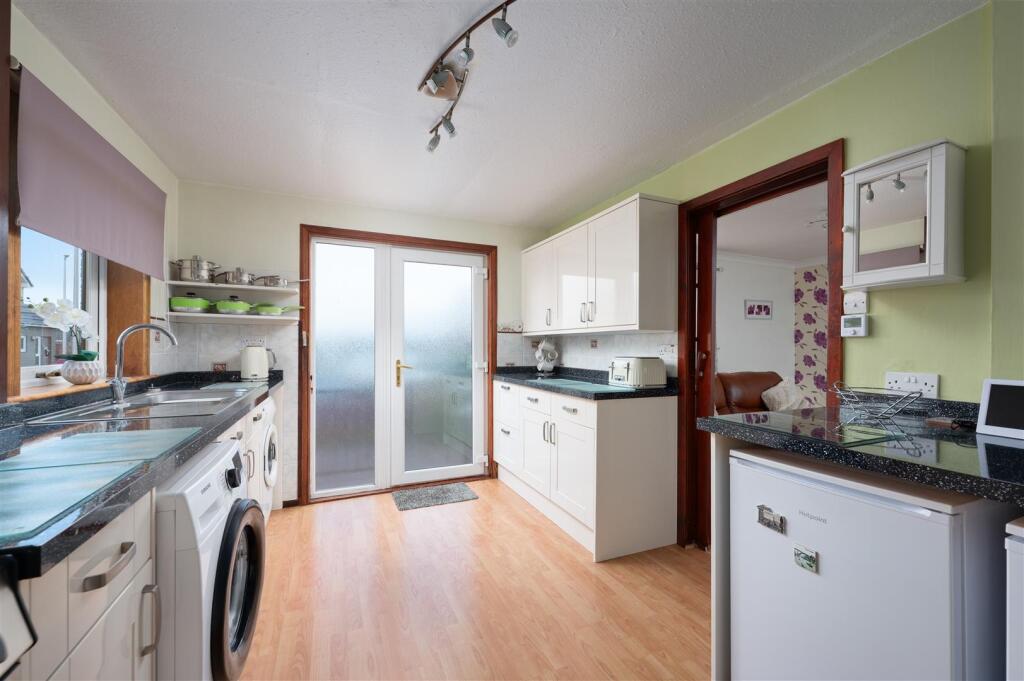 52CentralRoad012.JPG
