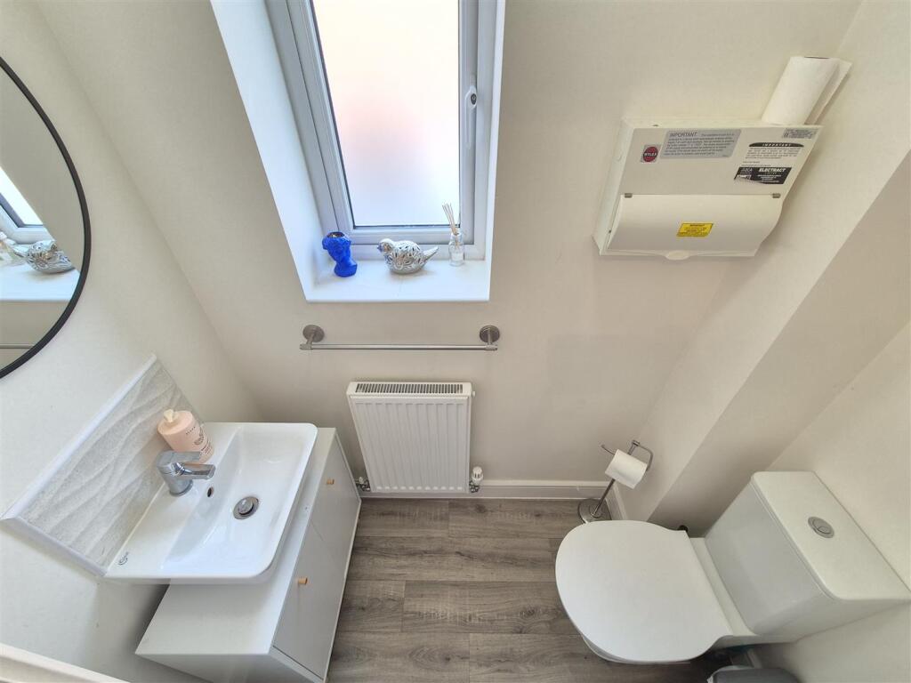 Guest Cloakroom
