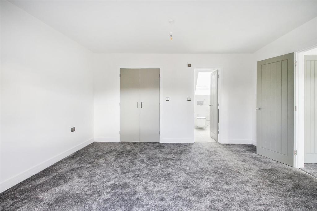 Bedroom Suite With Shower Room.jpg