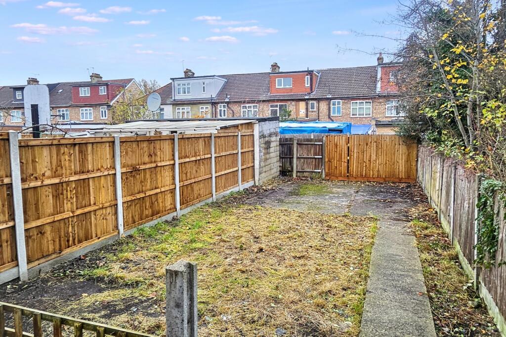 9 Harold Road, Park Royal, London, NW10 7BG