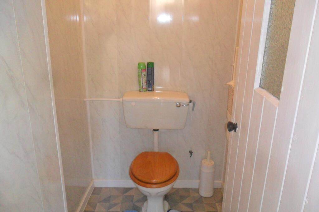 Separate WC