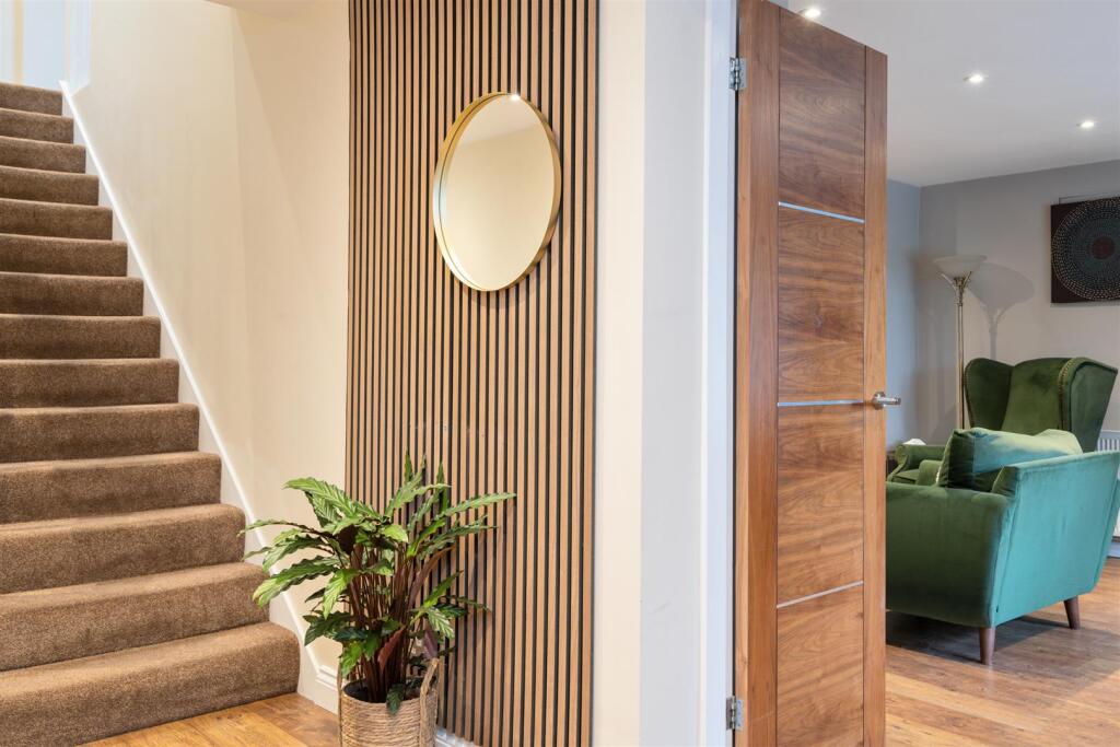 178 Dingle Lane_26.jpg