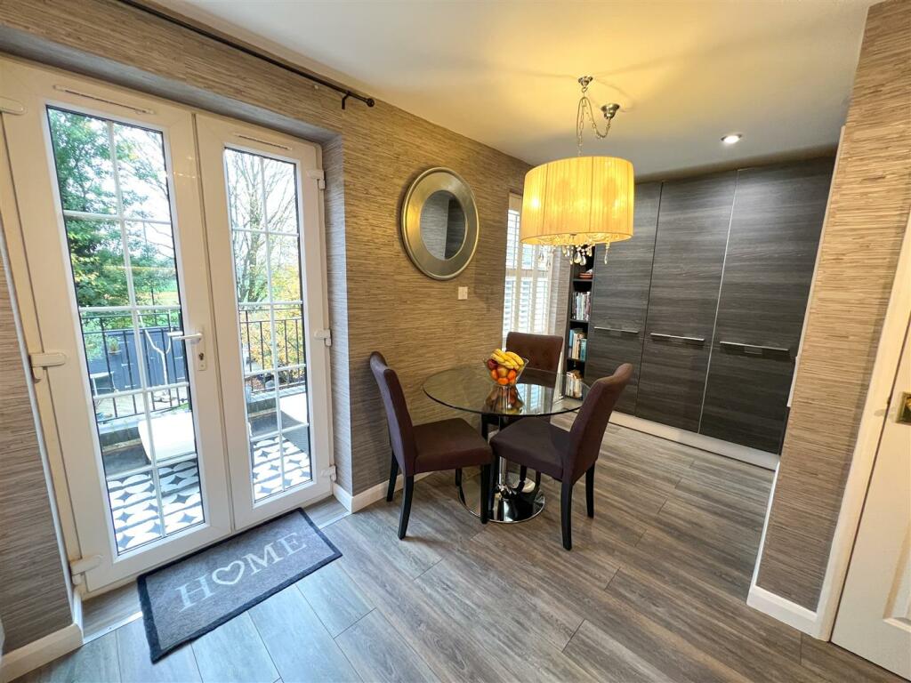 Dining Kitchen C.JPG