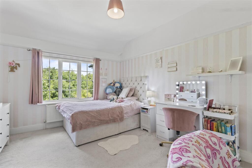 bedroom two #2.jpg