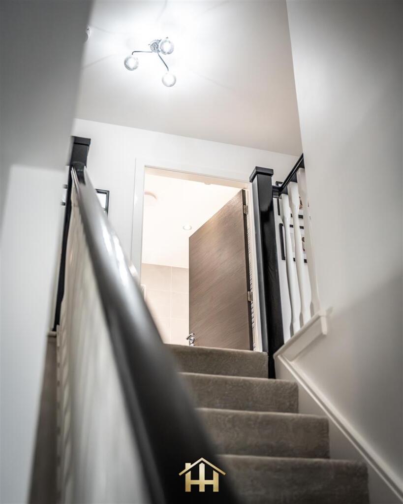 5 NEWALL TERR 080225 EDIT (18 of 54).jpg