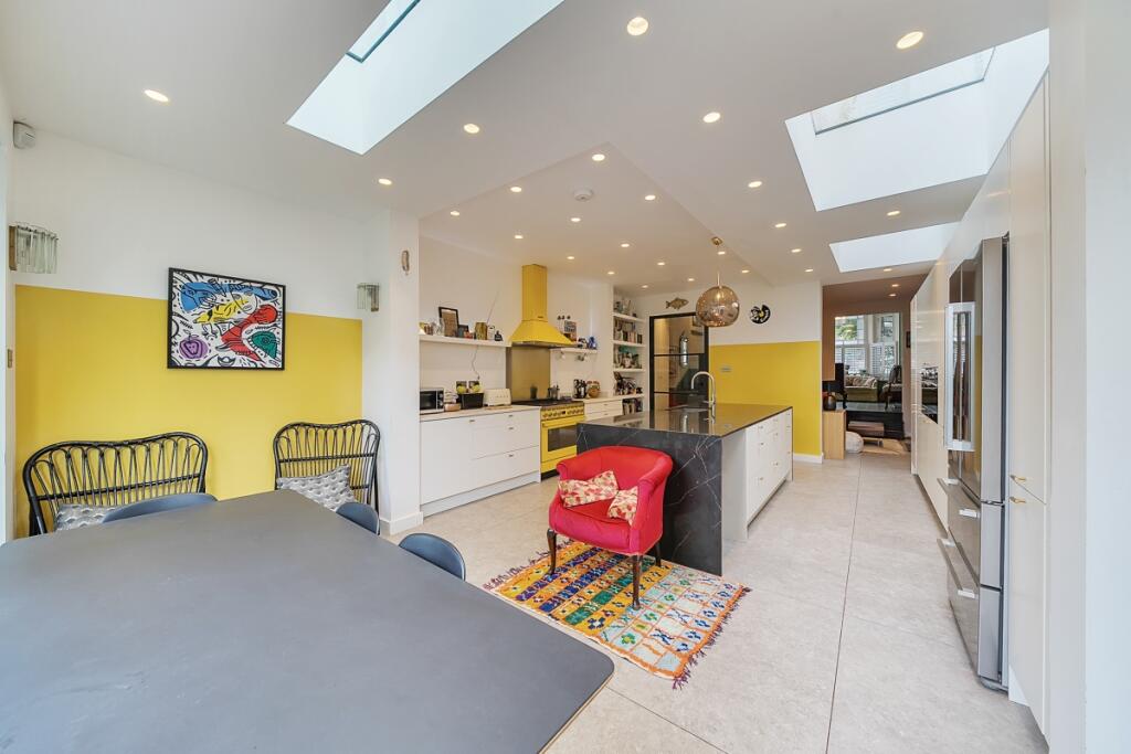 1342879-19-68a5b2...