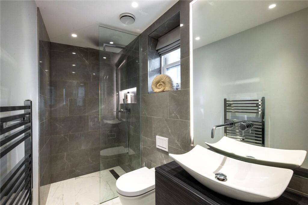 Bathroom 3