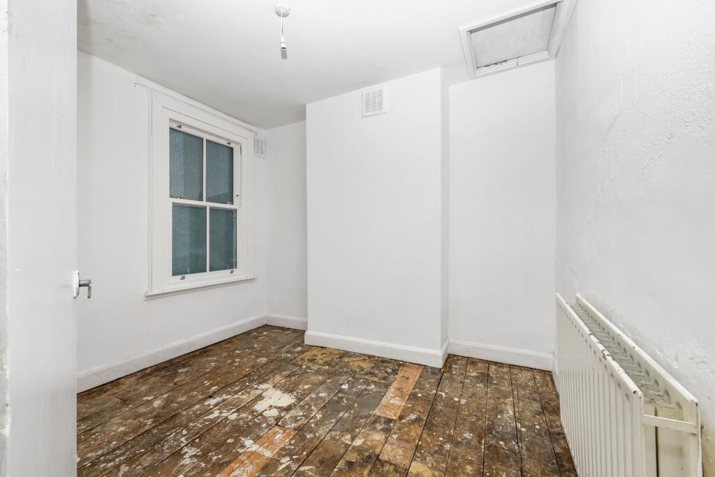 74 Lyal Road, Bow London E3 5QQ