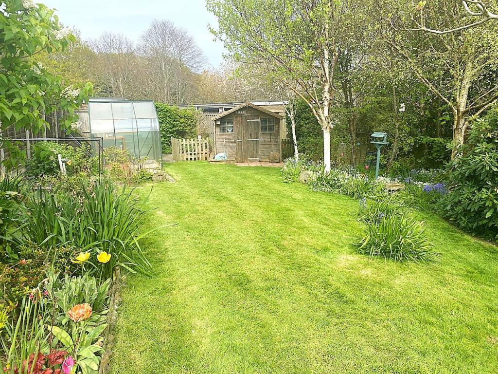 27 De la Warr Road - Garden3.jpg