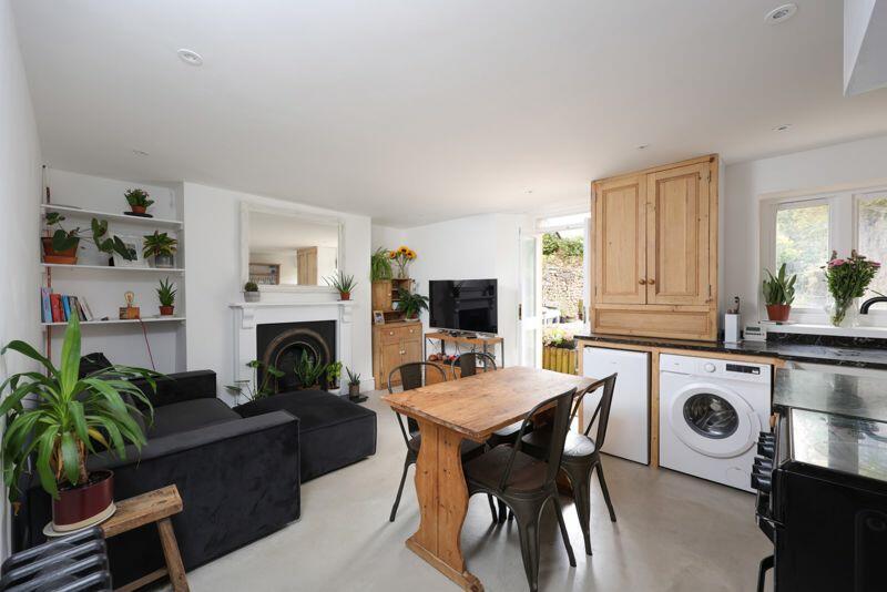 Living/dining/kitchen