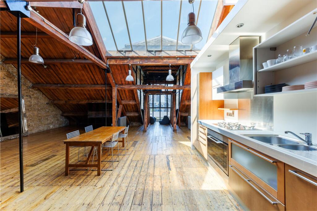 Reception/Kitchen