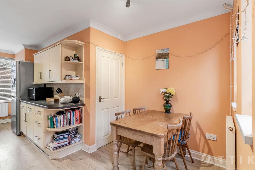 10 Coleburn Road Norwich NR1 2PA (5).jpg