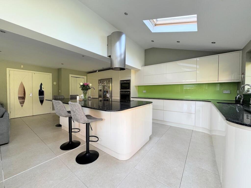 LIVING DINING KITCHEN