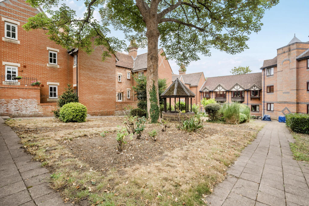 1330039-21-688234...