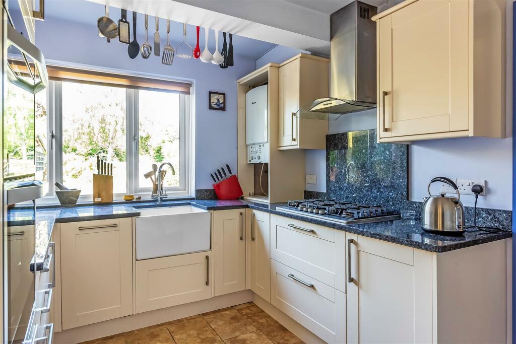 9-Raymead-Way-8.jpg