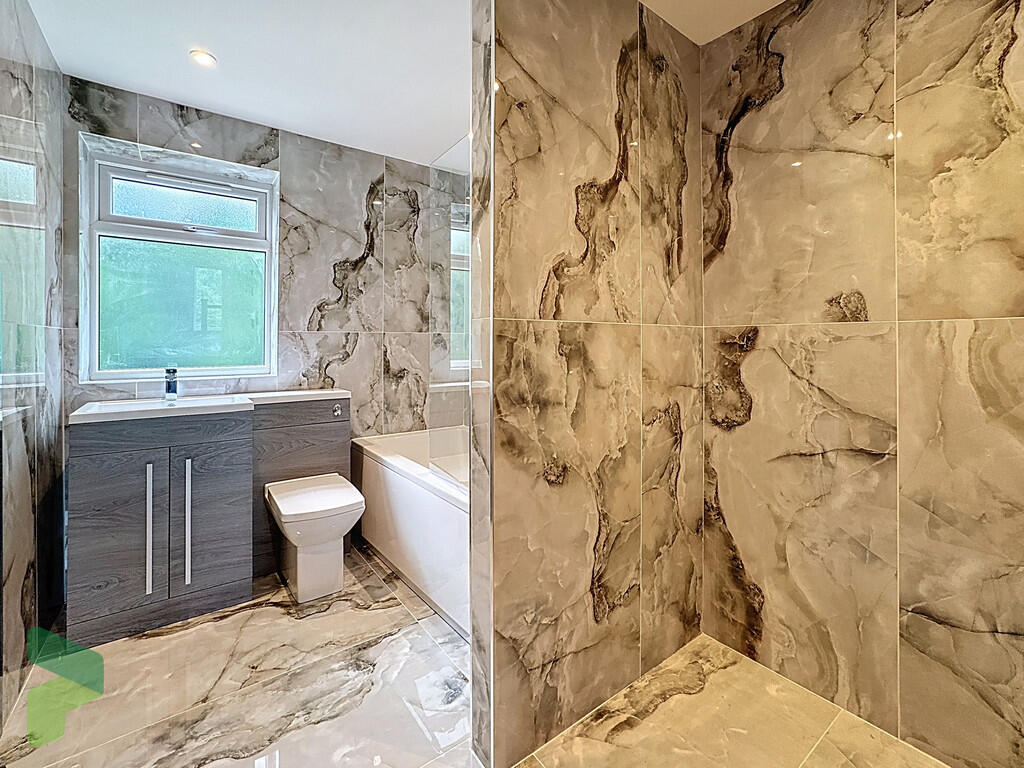 Family bathroom f...
