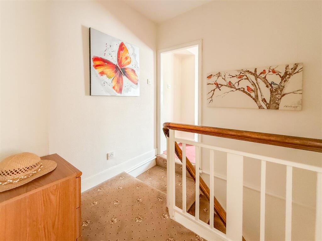 ACCOMMODATION FIRST FLOOR