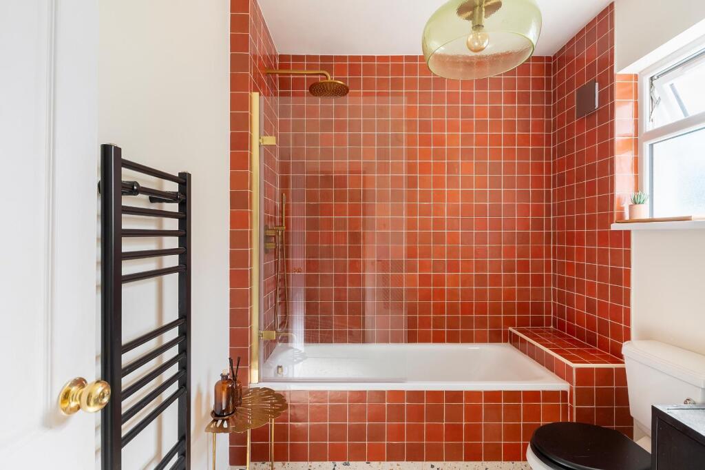 1W9SAN - Bathroom C.jpg