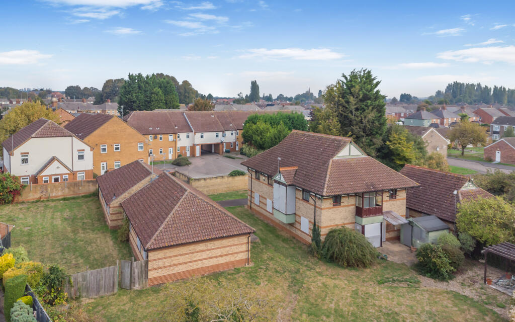 The Staithe, Holmes Drive, Wisbech, Cambridgeshire, PE13 3TJ