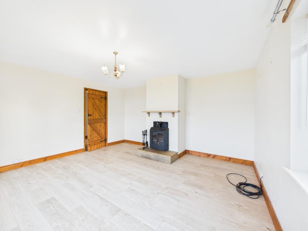 Pine Needles, Farlam, Brampton, CA8