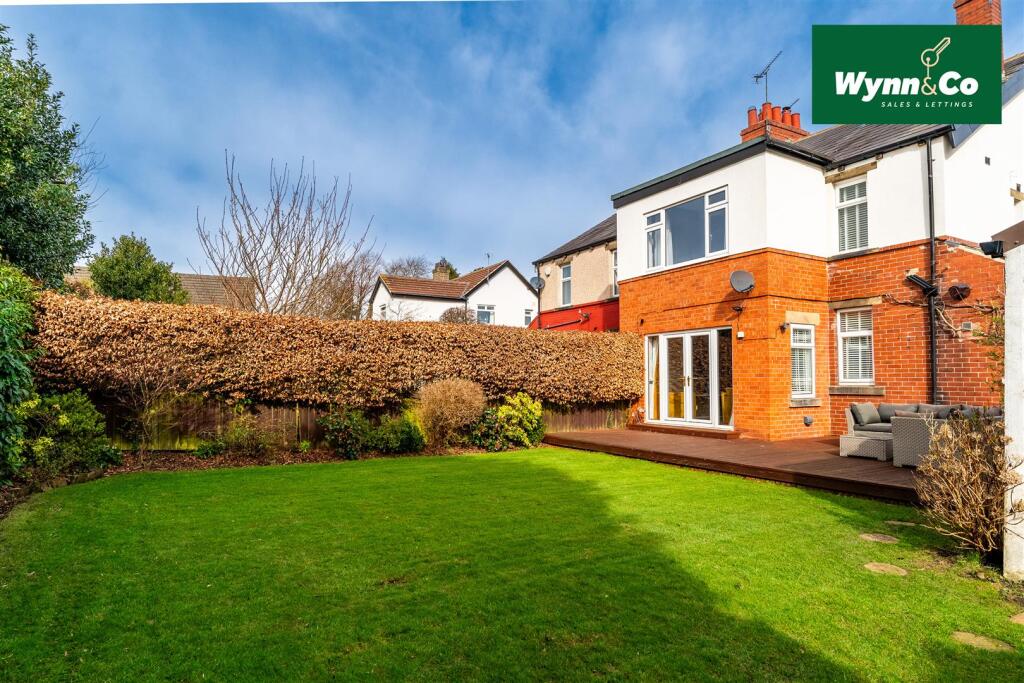 7 SALISBURY AVENUE-1087L.jpg