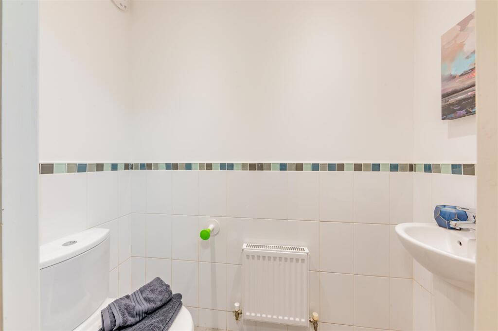 15 Dudhope Gardens Dundee-4.JPG