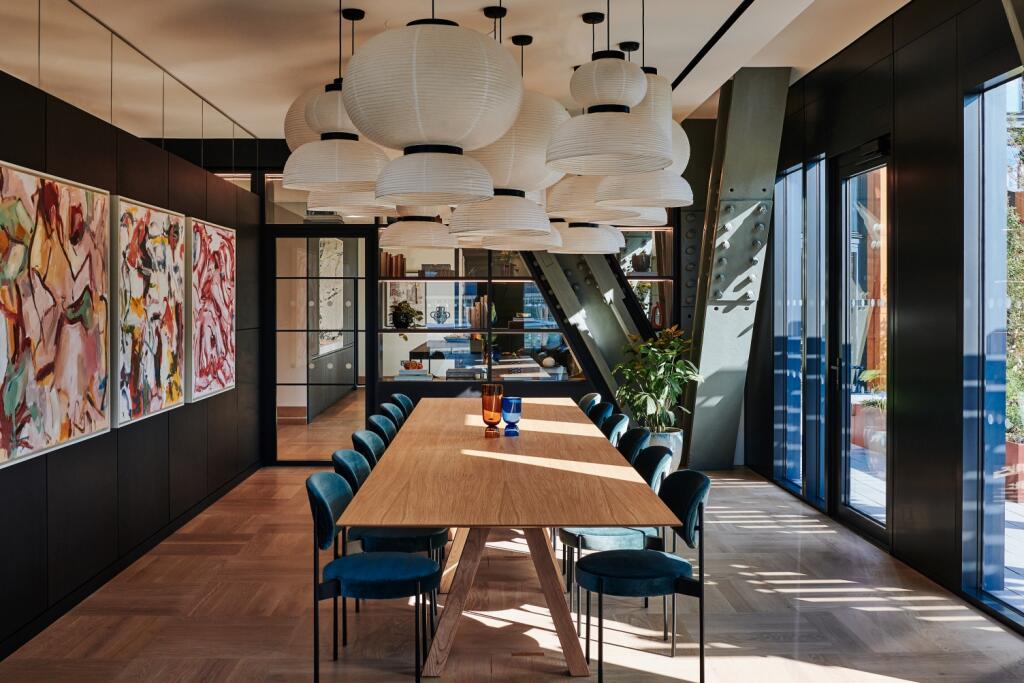 One Crown Place, The