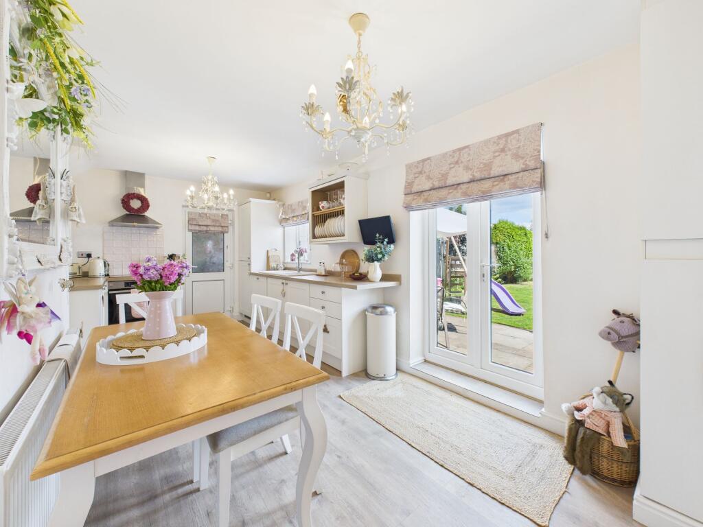 Dining Kitchen