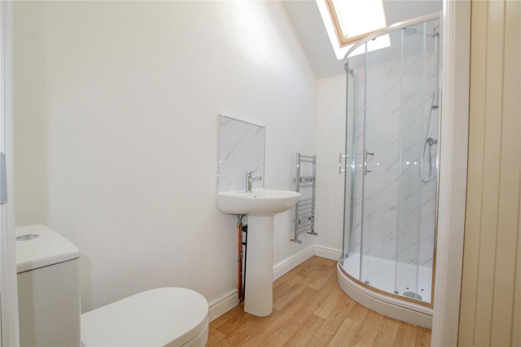 2nd Floor ShowerRoom