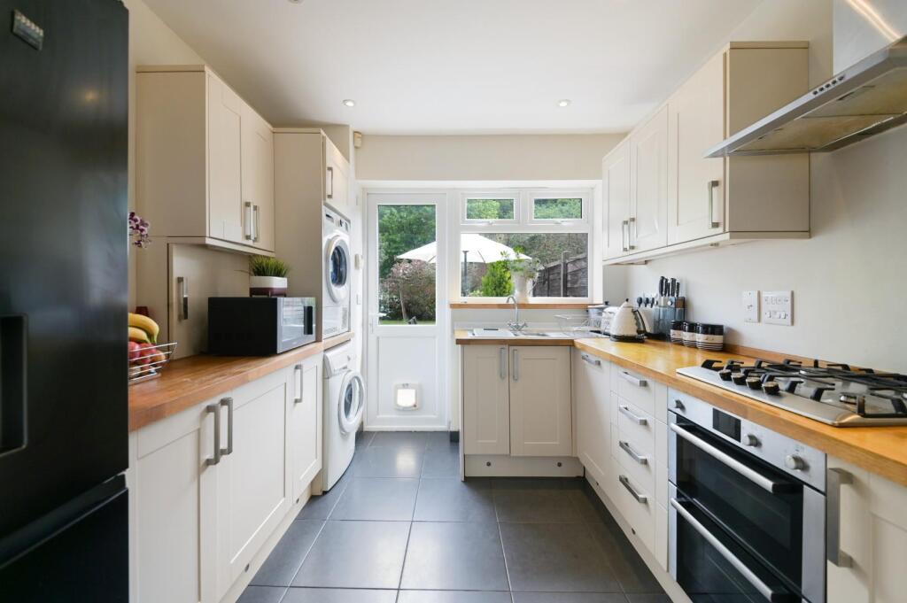 HATCH GARDENS, (10).jpg