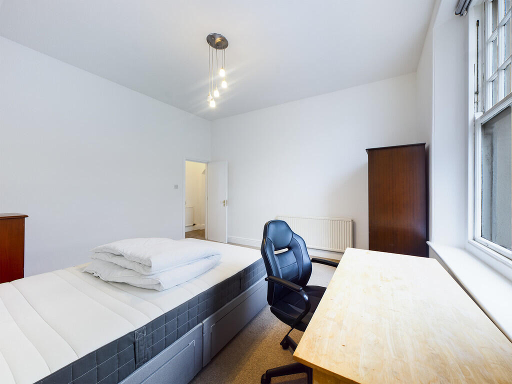 CAM00195P1-PR0332...