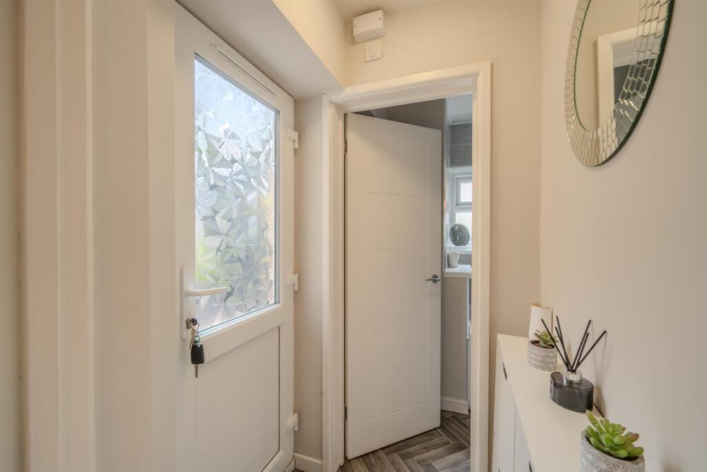 83 Stafford Rd-13.jpg