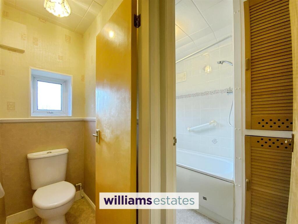 toilet &amp; bathroom