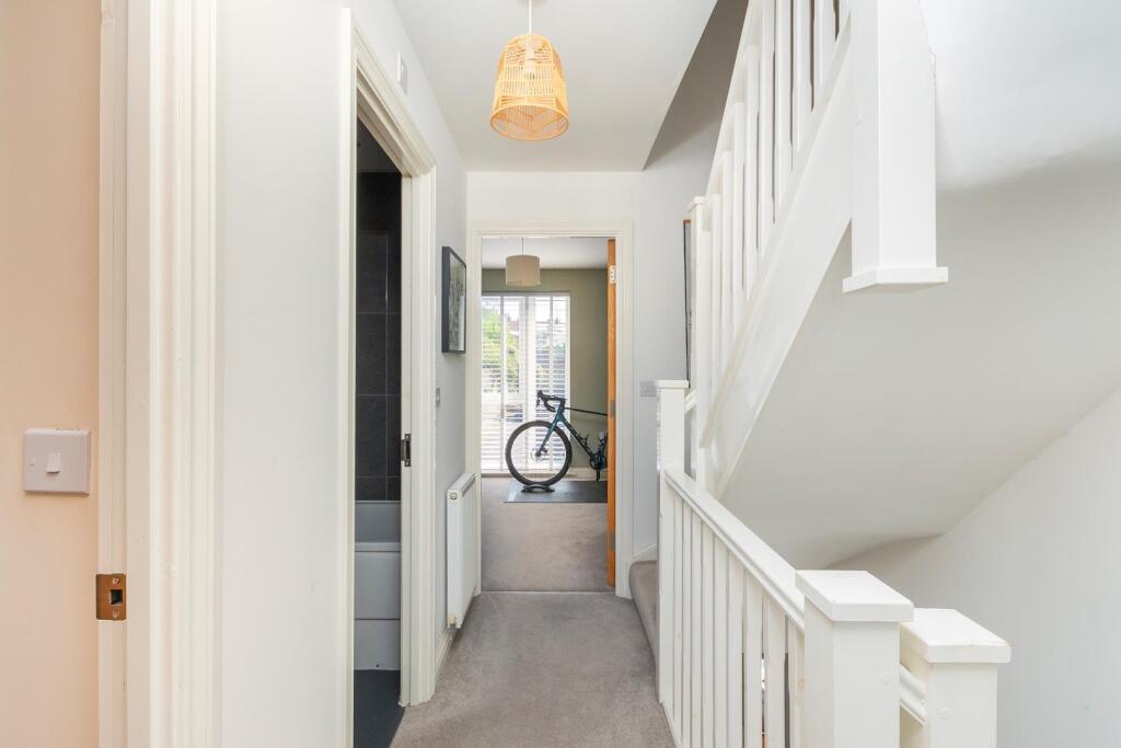 0S7FRBR - Landing C.jpg