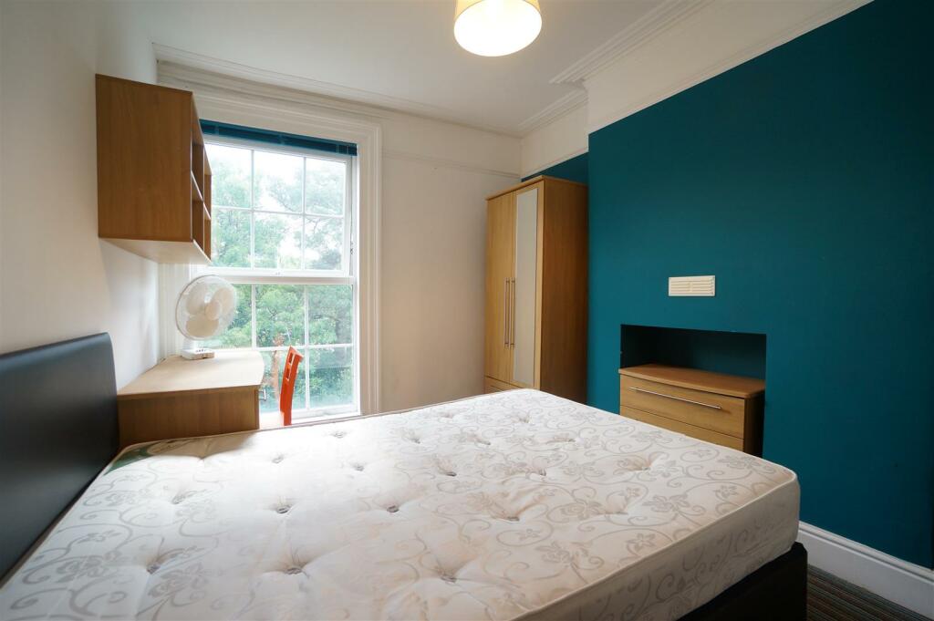 Bedroom 3.JPG